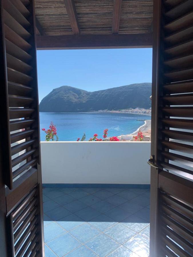 Oltremare Residence Hotel Lipari  Exteriör bild