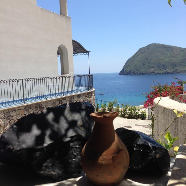 Oltremare Residence Hotel Lipari  Exteriör bild