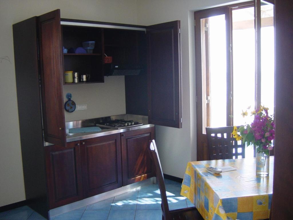 Oltremare Residence Hotel Lipari  Rum bild